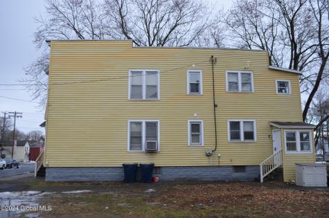 113 15th Street Watervliet NY 12189