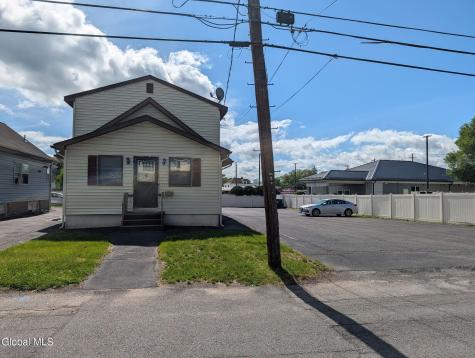1729 Ferguson Street Schenectady NY 12303