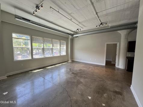 733 Broadway Albany NY 12207