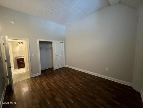 733 Broadway Albany NY 12207