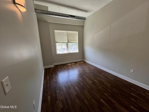 733 Broadway Albany NY 12207
