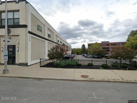 733 Broadway Albany NY 12207