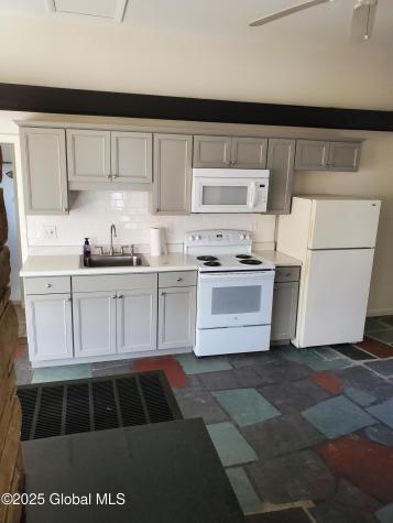 106 Braintree Street Colonie NY 12205