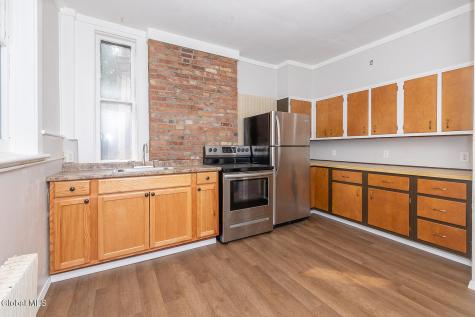 338 Madison Avenue Albany NY 12210
