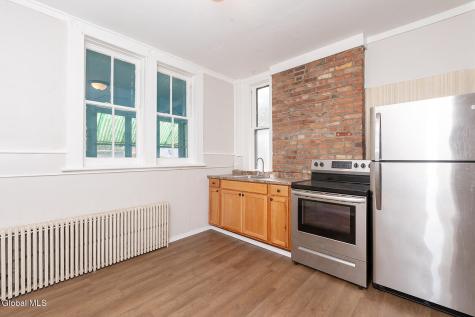 338 Madison Avenue Albany NY 12210