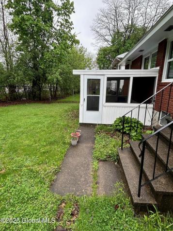 118 Kenosha Street Albany NY 12209