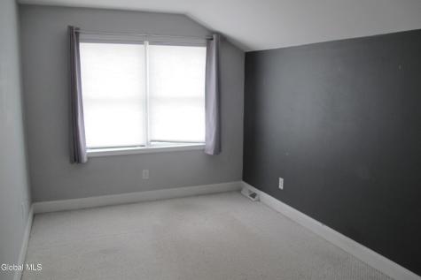 26 Cheshire Way Albany NY 12211