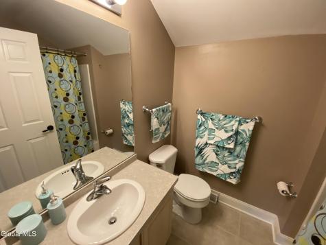 26 Cheshire Way Albany NY 12211