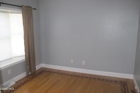 26 Cheshire Way Albany NY 12211