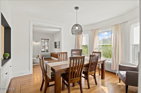 162 Lake Avenue Saratoga Springs NY 12866