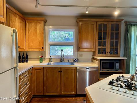 41 Eureka Avenue Saratoga Springs NY 12866