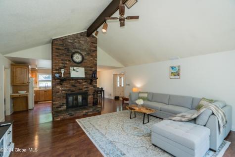 41 Eureka Avenue Saratoga Springs NY 12866
