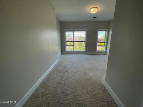 2 West Avenue Saratoga Springs NY 12866