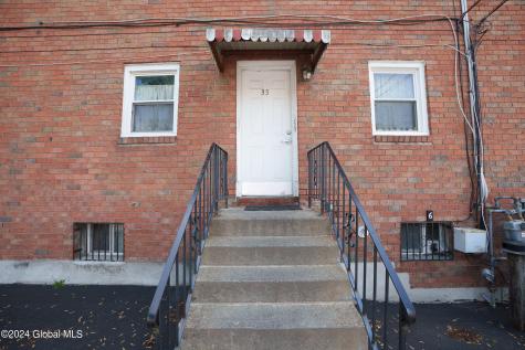 35 Mcalpin Street Albany NY 12209