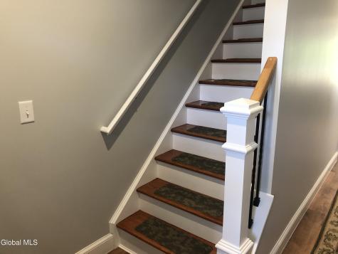 Rdg Mnr Court Niskayuna NY 12309