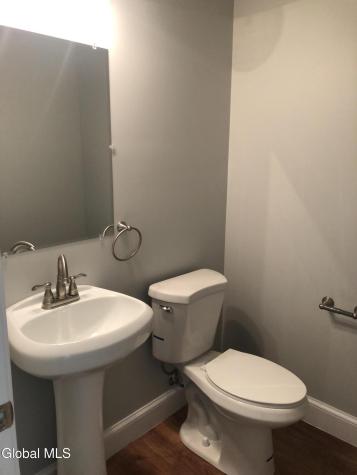 Rdg Mnr Court Niskayuna NY 12309