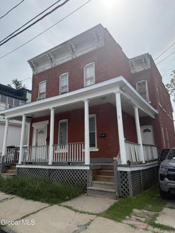 7 Jackson Street Amsterdam NY 12010