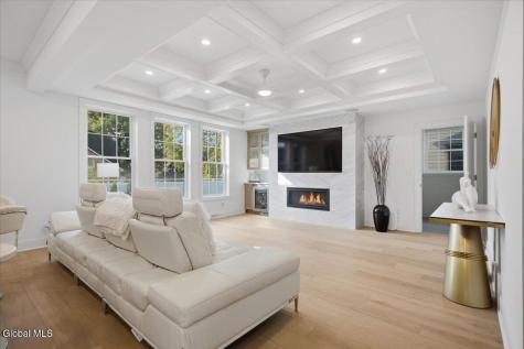 23 Penn Street Saratoga Springs NY 12866