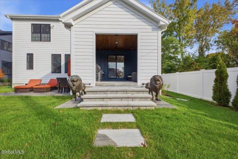 23 Penn Street Saratoga Springs NY 12866