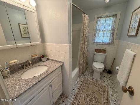 3 Minnowbrook Avenue Delmar NY 12054