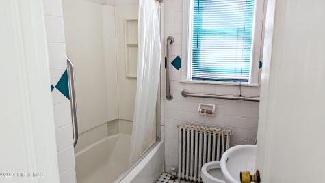 1 Dresden Court Guilderland NY 12203