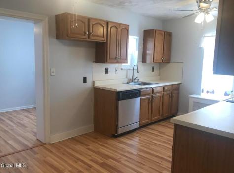 1 Dresden Court Guilderland NY 12203