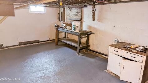1 Dresden Court Guilderland NY 12203