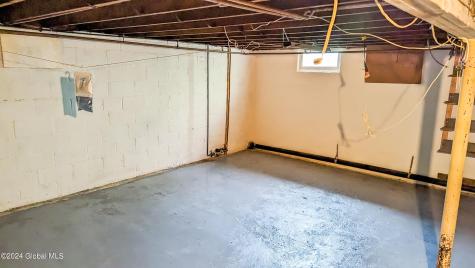 1 Dresden Court Guilderland NY 12203
