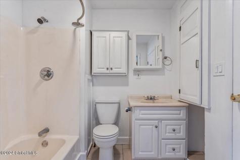 455 Maple Avenue Saratoga Springs NY 12866