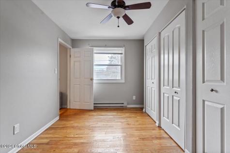 455 Maple Avenue Saratoga Springs NY 12866