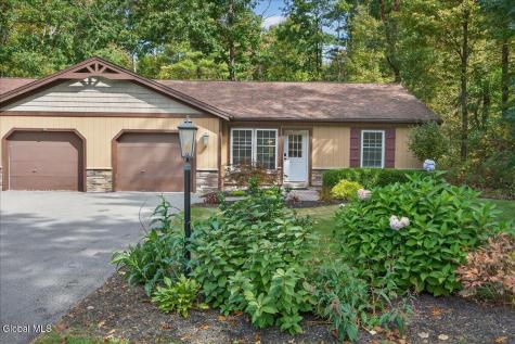 7 James Court Gansevoort NY 12831