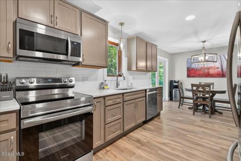 7 James Court Gansevoort NY 12831