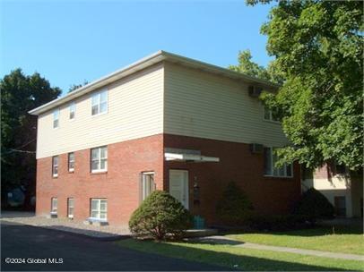 35 Parkwood Street Albany NY 12208