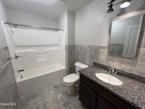 733 Broadway Albany NY 12207