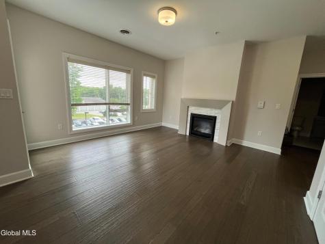 2 West Avenue Saratoga Springs NY 12866