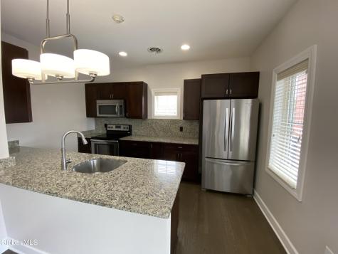 2 West Avenue Saratoga Springs NY 12866