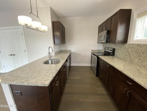 2 West Avenue Saratoga Springs NY 12866