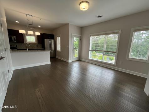 2 West Avenue Saratoga Springs NY 12866