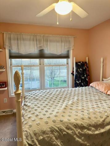 6 Damascus Way Malta NY 12020
