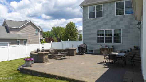 6 Damascus Way Malta NY 12020