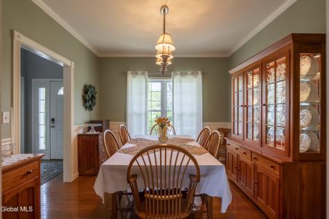 6 Damascus Way Malta NY 12020