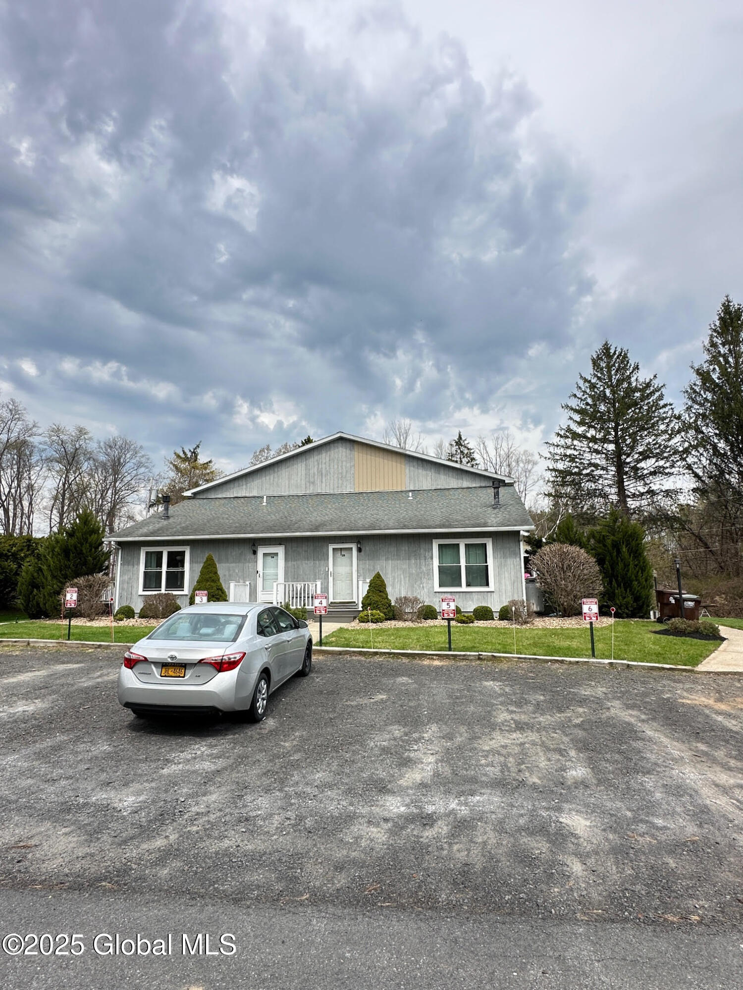 3 Salem Court Albany NY 12203