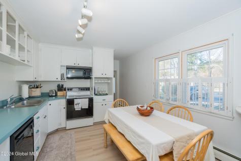 364 Caroline Street Saratoga Springs NY 12866