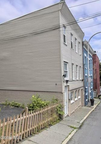 31 Van Zandt Street Albany NY 12207