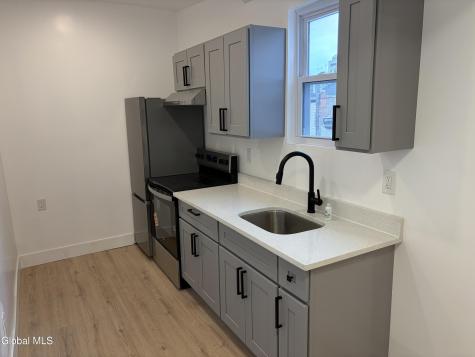 31 Van Zandt Street Albany NY 12207