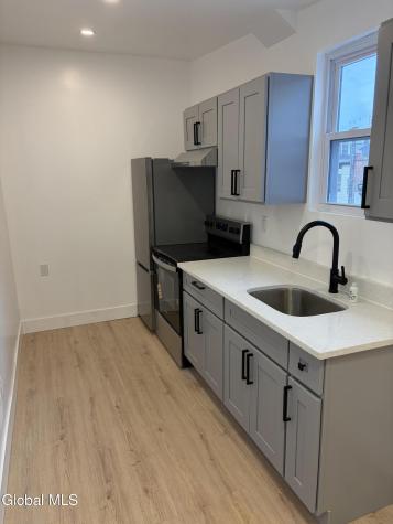 31 Van Zandt Street Albany NY 12207