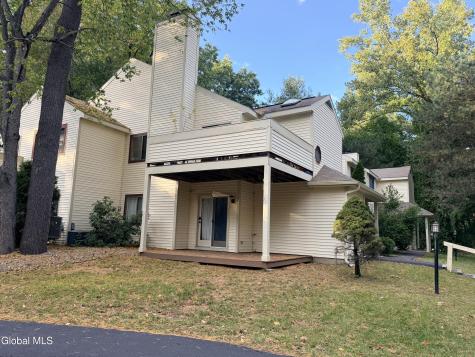 212 Yorktown Drive Clifton Park NY 12065