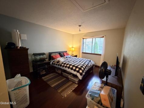 212 Yorktown Drive Clifton Park NY 12065