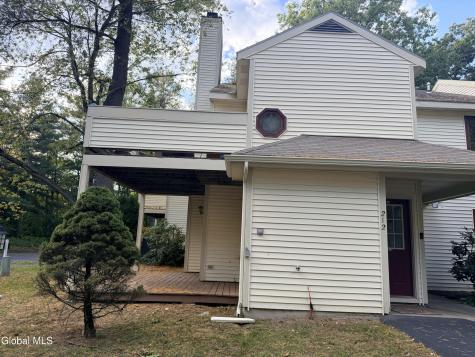 212 Yorktown Drive Clifton Park NY 12065