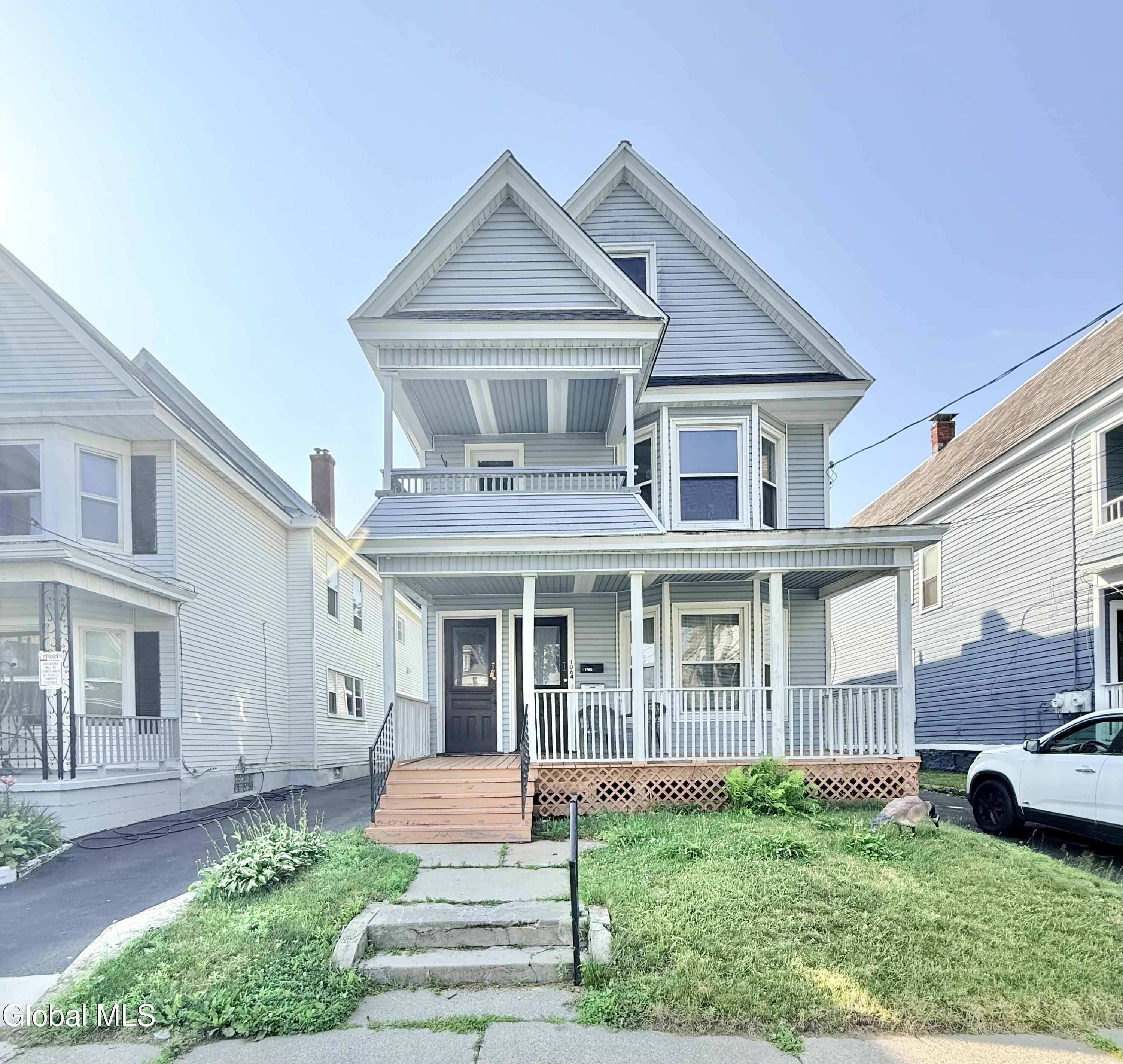 1066 Phoenix Avenue Schenectady NY 12308
